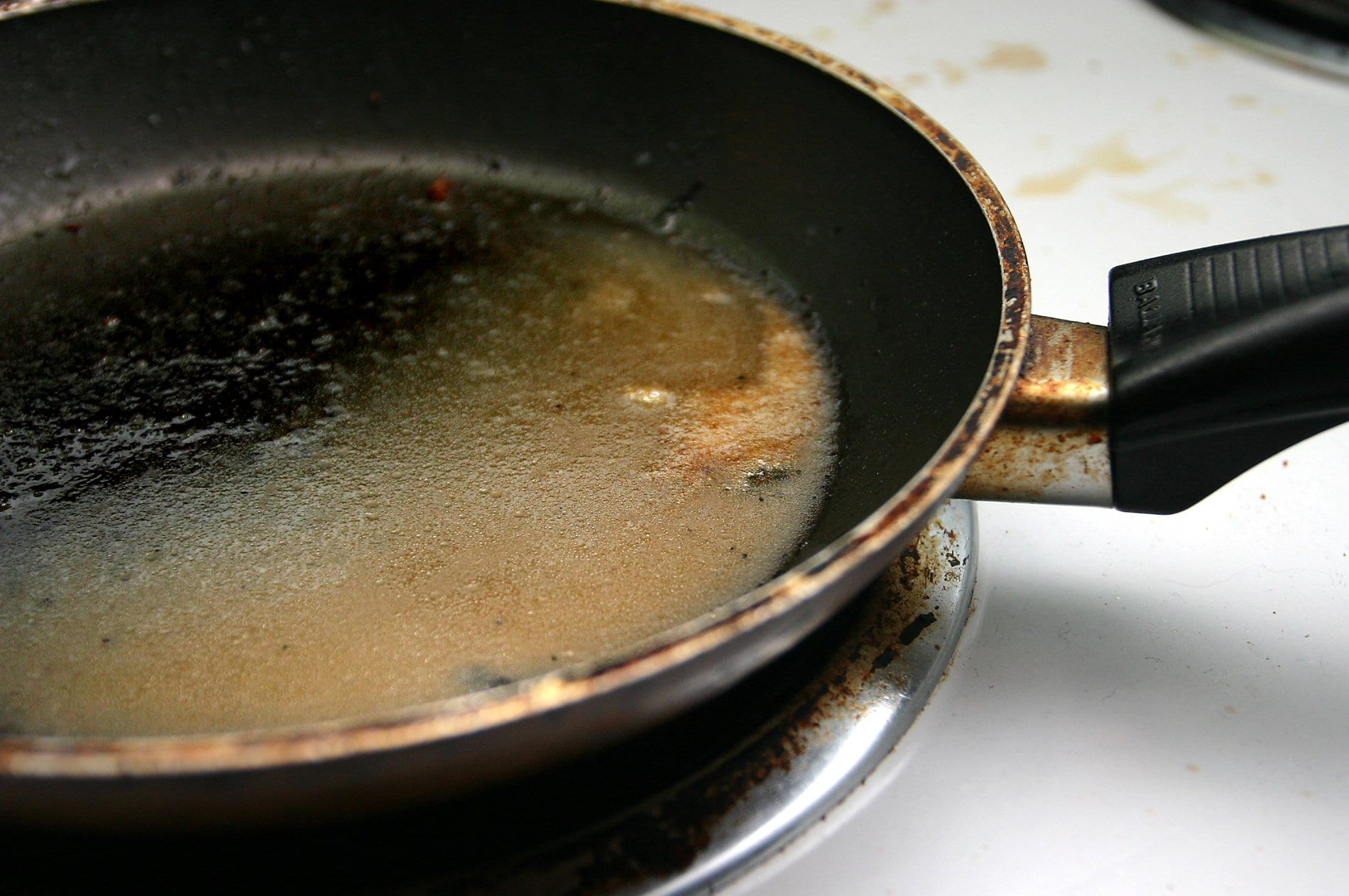 dirty-pan-1524084.jpg